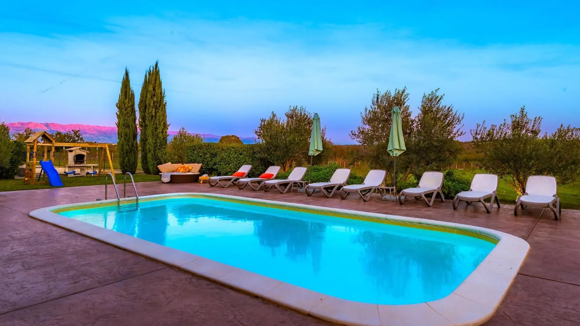 Villa Almond Нин Хорватия
