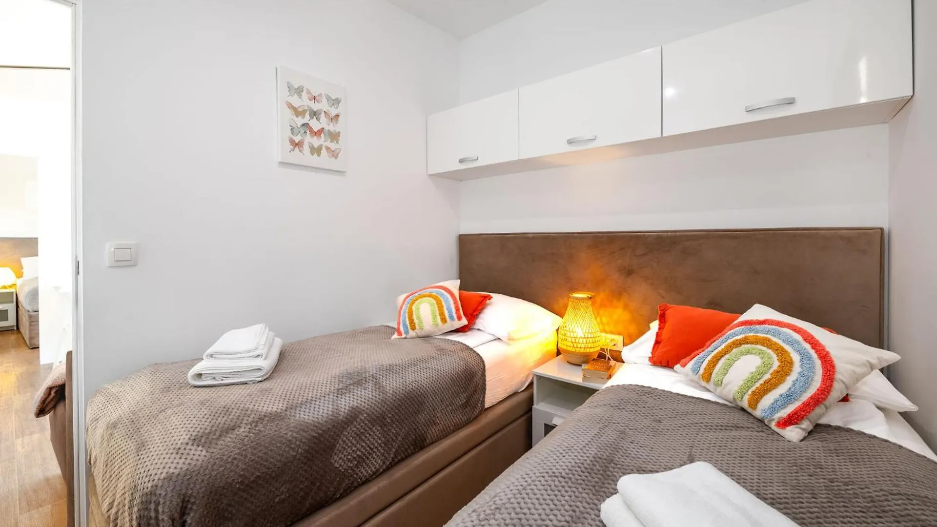 Villa Almond Нин